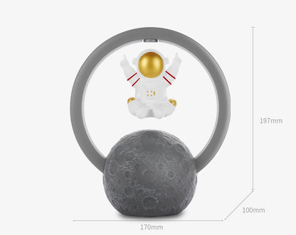Astronaut Magnetic Levitation Bluetooth Speaker – 360° Surround Sound, RGB Lights, 1200 mAh